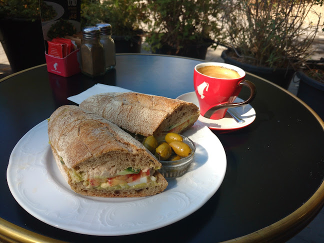 בית מאפה אביבים