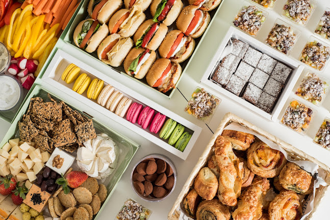 ארטייסט מגשי אירוח - כפר סבא