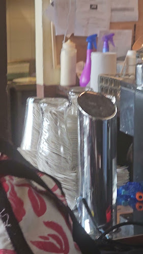 אגאדיר בורגר נחלת בינימין - הסעדה