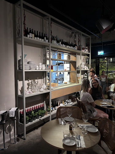 Opinii despre Chez Lilo לילו בר יין în תל אביב-יפו - הסעדה