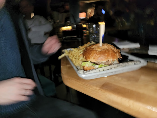 ז'בוטינסקי 16, ראשון לציון