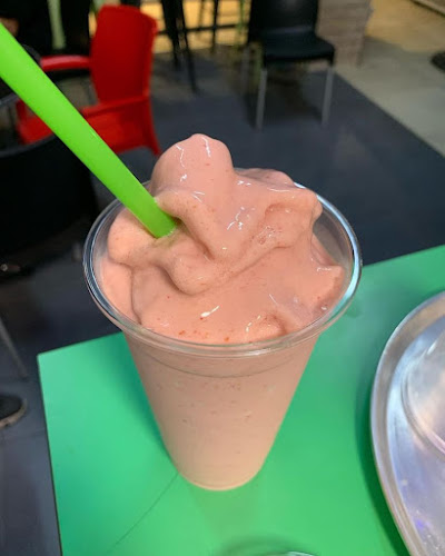 ויטמינה בר מיצים ושייקים טבעיים - הסעדה