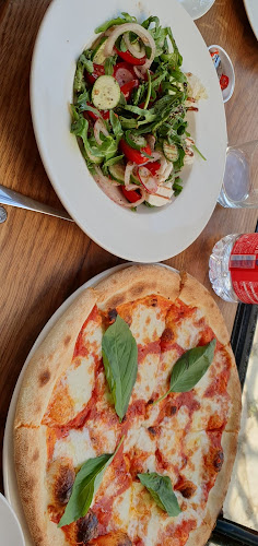 פיצה פלורה Pizza Flora - הסעדה