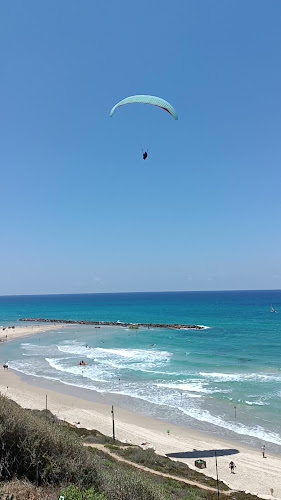 Opinii despre טיילת în נתניה - הסעדה