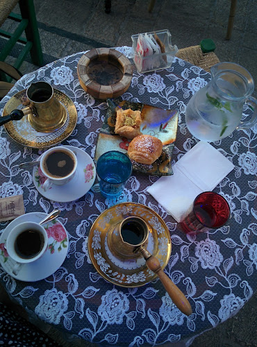 לואי פסטר 5, תל אביב-יפו