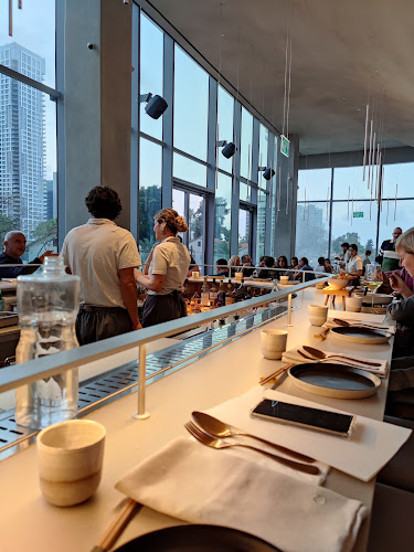 מסעדת איי - a Restaurant - הסעדה