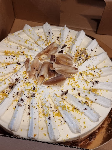 דורית וענת עוגות - רמת השרון - הסעדה