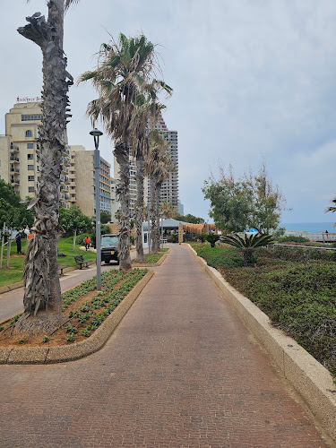 גד מכנס 6, נתניה