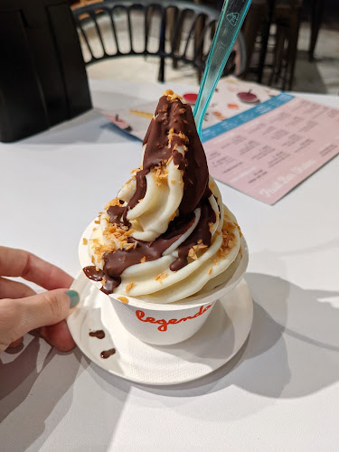 לג'נדה LEGENDA - הסעדה