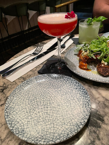 נחלת בנימין 28, תל אביב-יפו