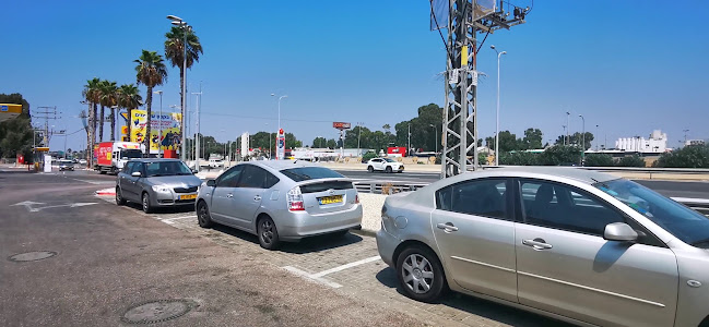 תחנת דלק פז כביש החוף, נתניה