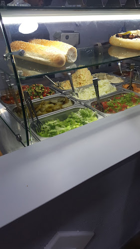 Opinii despre השניצליה în קרית אתא - הסעדה