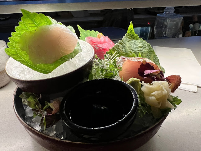 מסעדת איי - a Restaurant