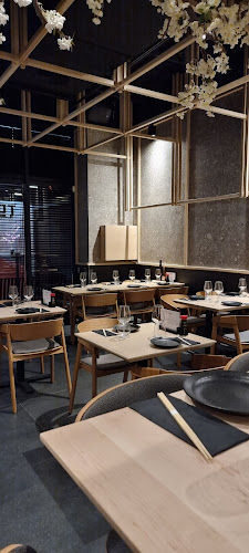 טורו סושי - הסעדה