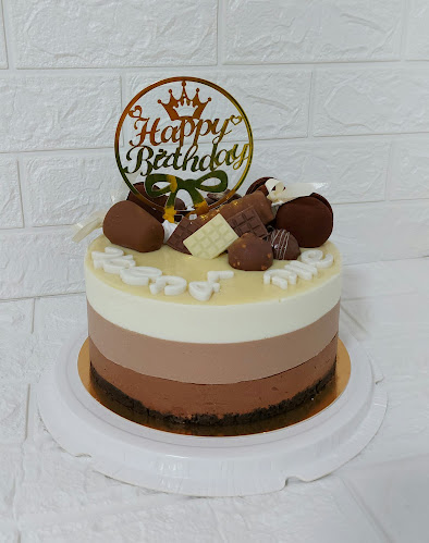 פרלאב קונדיטוריית בוטיק - הסעדה