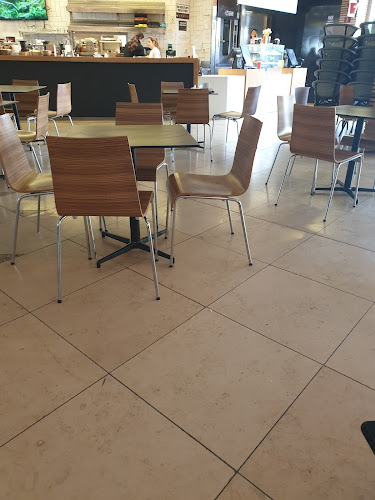 ארומה היכל התרבות - הסעדה