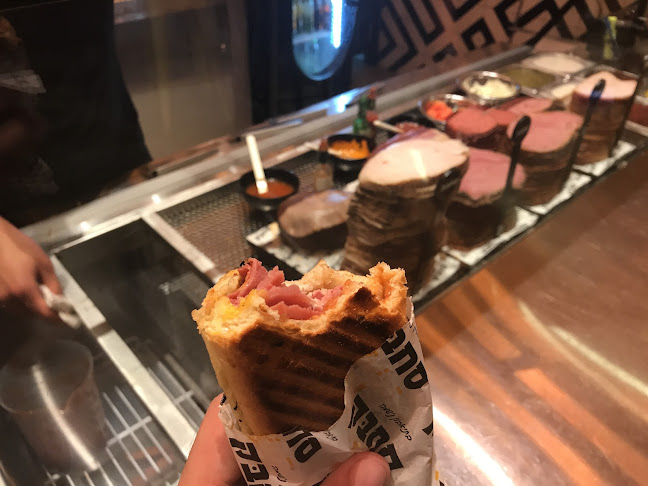 סחבק טוסט נקניק