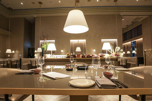 Pop and pope - הסעדה