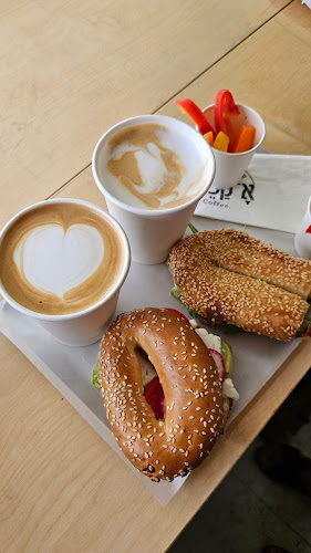 Opinii despre א-קפלה עגלת קפה în ביצרון - הסעדה