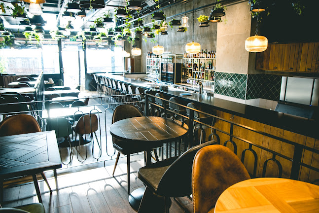 Opinii despre בר אקי | BAR AKi în בית חרות - הסעדה