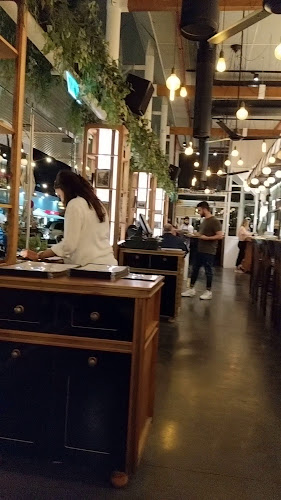 פיצה פורטו איירפורט סיטי