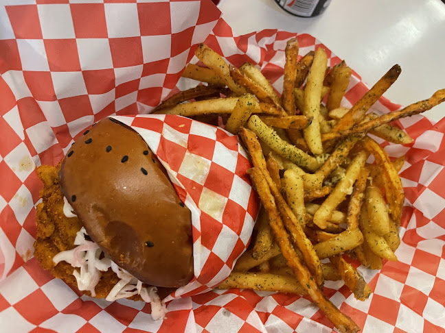 ויטרינה לילינבלום - הסעדה