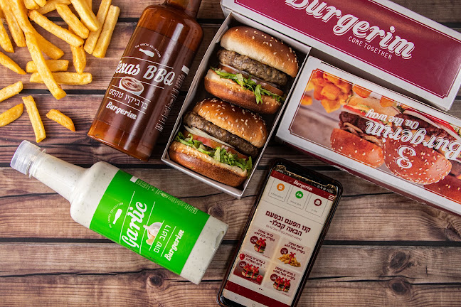 Comentarii opinii despre בורגרים קיסריה, כשר בשר חלק