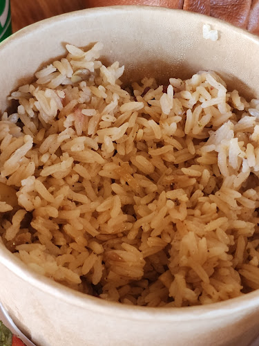 תאנה 6, בת חן