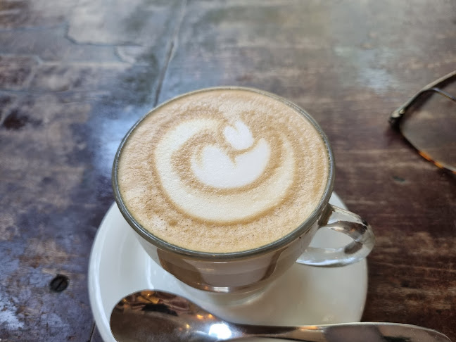 Opinii despre קפה משולש în תל אביב-יפו - הסעדה