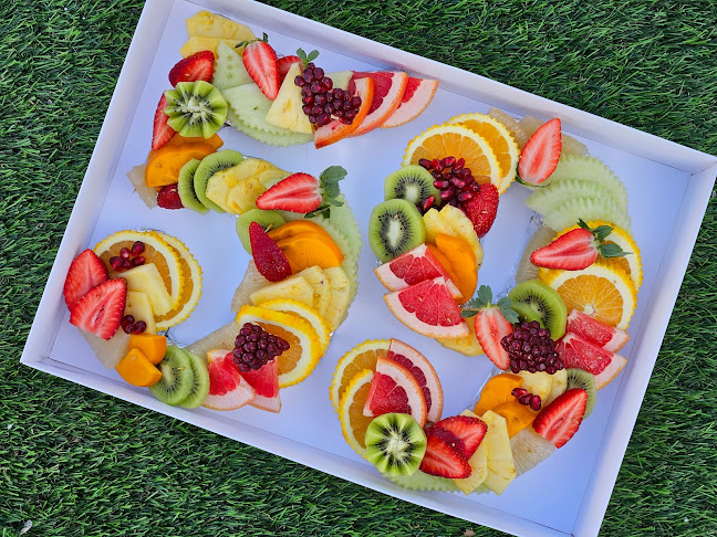טובה קייקס עוגות, קינוחים ומגשי פירות - חיפה