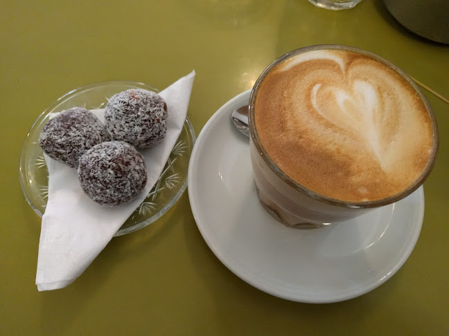 התחתית - תל אביב-יפו