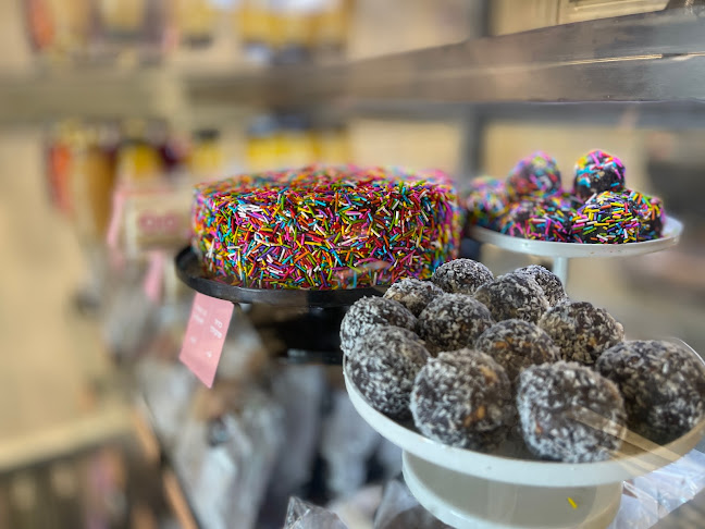 בבקה בייקרי - הסעדה