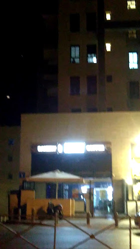 פריך פטיסרי שמדבר עברית - הסעדה