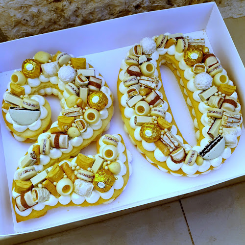 אוראל משה - קונדיטוריה, עוגות מעוצבות וקינוחים בהזמנה אישית