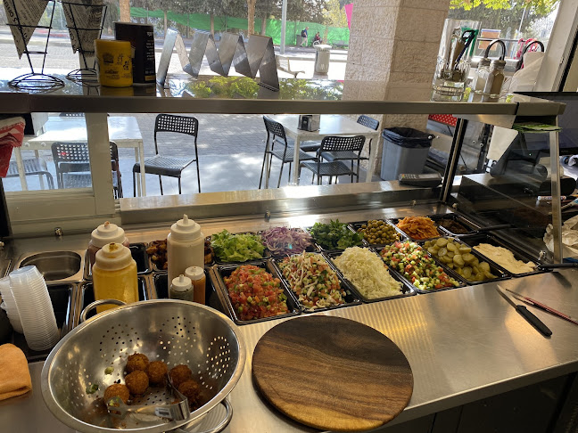 Opinii despre שלום פלאפל בית הכרם în ירושלים - הסעדה