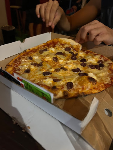 לילי רוז - הסעדה