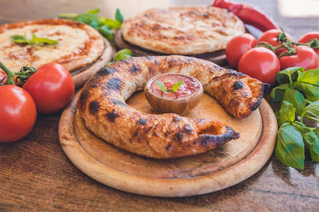 בובה של פיצה הרצליה