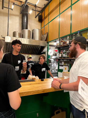 האגוז 26-28, ירושלים