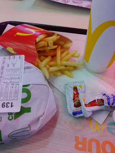 Comentarii opinii despre מקדונלד'ס - דימונה - פרץ סנטר (כשר)