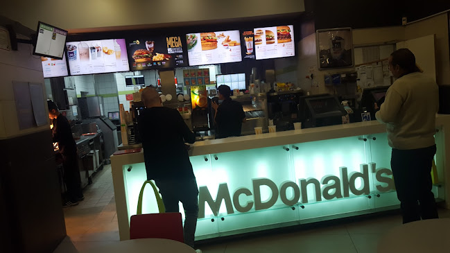 Opinii despre מקדונלד'ס - הסיבים, פתח-תקווה în פתח תקווה - הסעדה