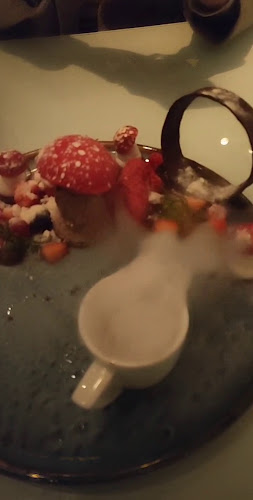 רויאל ביץ, הירקון 19, תל אביב-יפו