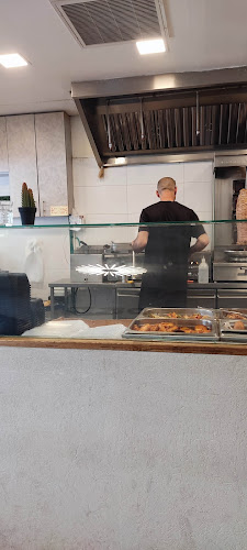 Opinii despre מסעדת מאמא în רמת השרון - הסעדה