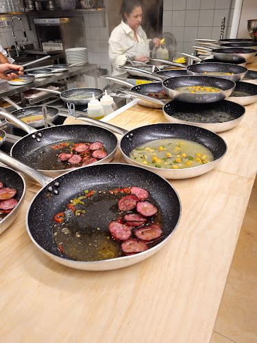 Opinii despre Lava în תל אביב-יפו - הסעדה