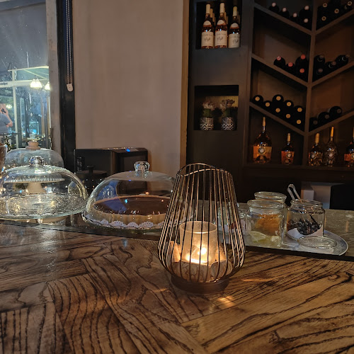 ג'וני בר יין Jony wine bar - הרצליה