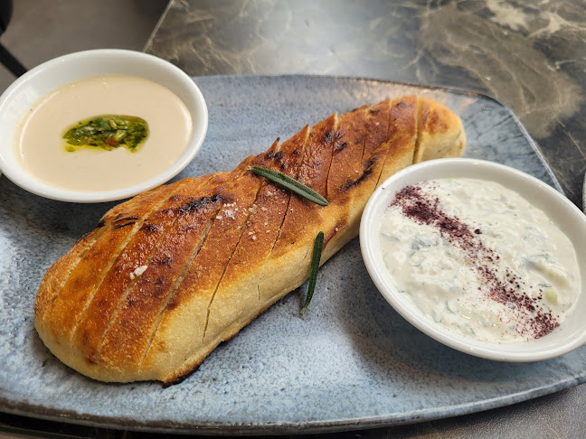 Opinii despre דוניס דגים ויין în פתח תקווה - הסעדה