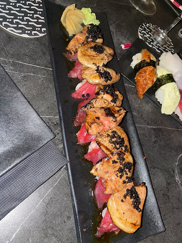 7to1 Lab - הסעדה