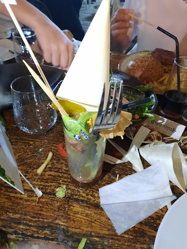 Opinii despre שנזי în קרית אתא - הסעדה