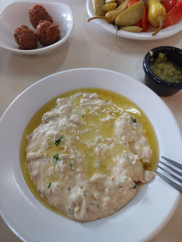 חומוס אבו סאבר - הסעדה