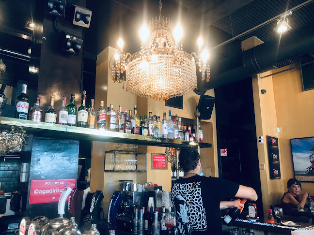 אגאדיר בורגר נחלת בינימין - תל אביב-יפו