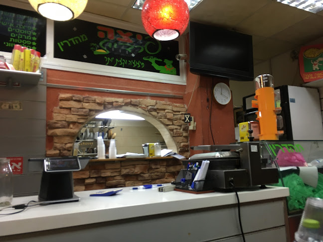 Opinii despre פיצה פרדייז în צפת - הסעדה